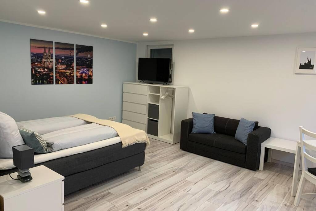 Modern Renovated Apartment Suited For Business Consultants - In Close Distance To Dt, Dhl And Un Campus - Reserved Parking Bonn Exteriér fotografie